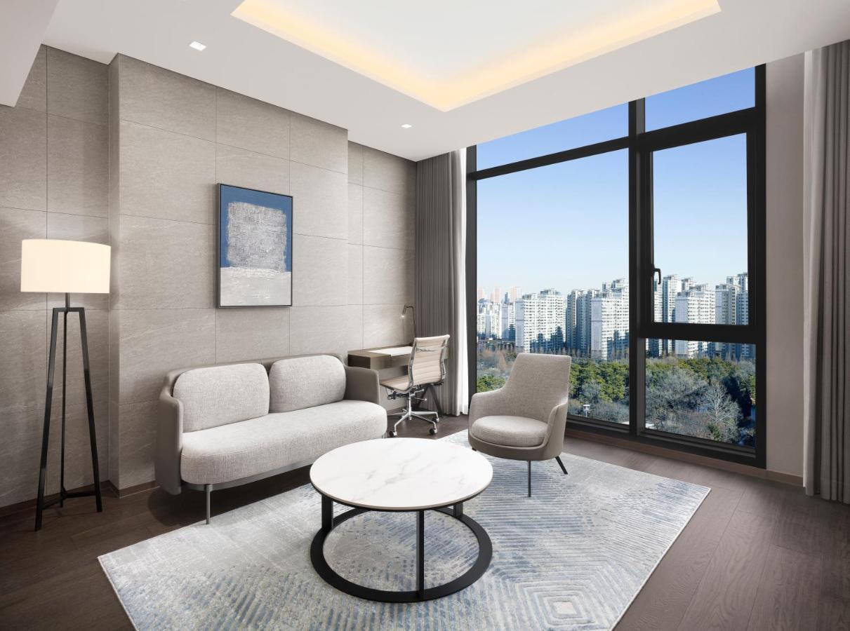 Four Points By Sheraton ซูวอน ภายนอก รูปภาพ