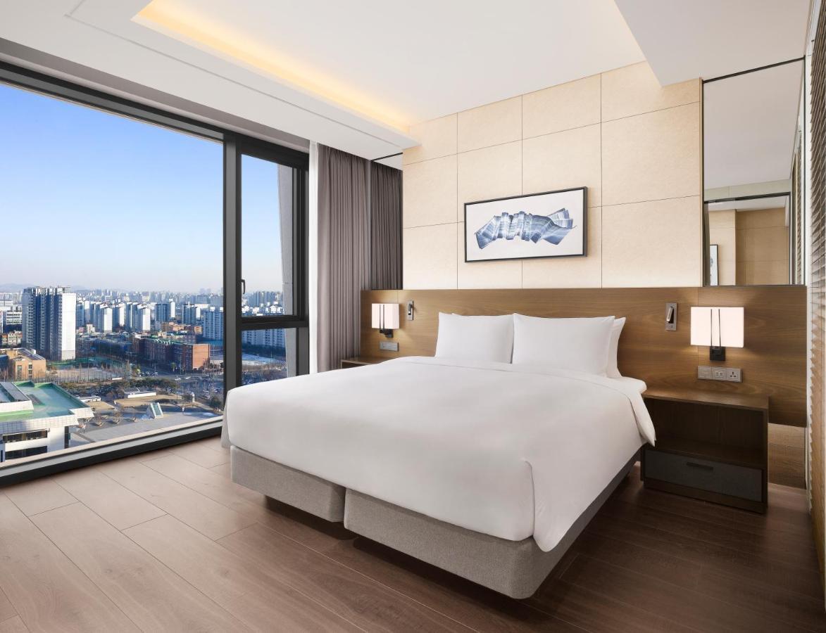 Four Points By Sheraton ซูวอน ภายนอก รูปภาพ