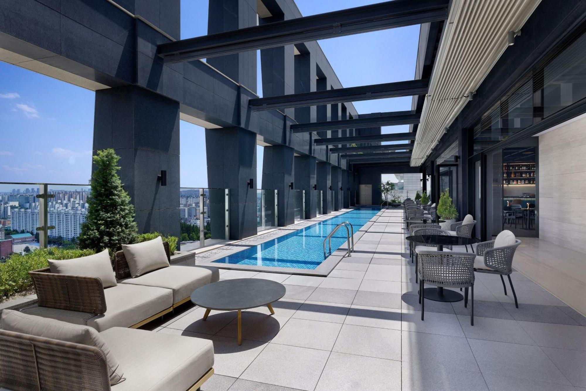 Four Points By Sheraton ซูวอน ภายนอก รูปภาพ
