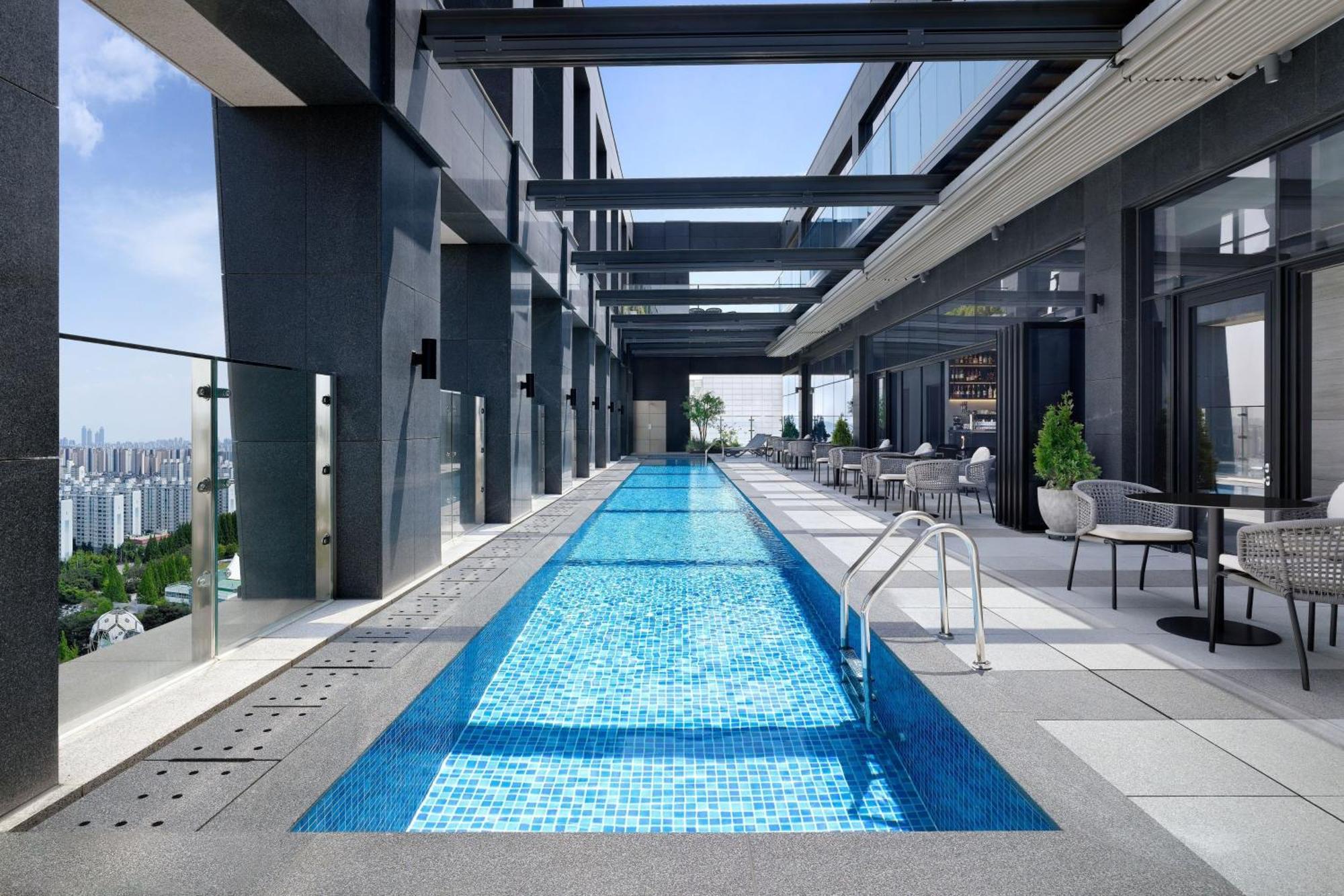 Four Points By Sheraton ซูวอน ภายนอก รูปภาพ