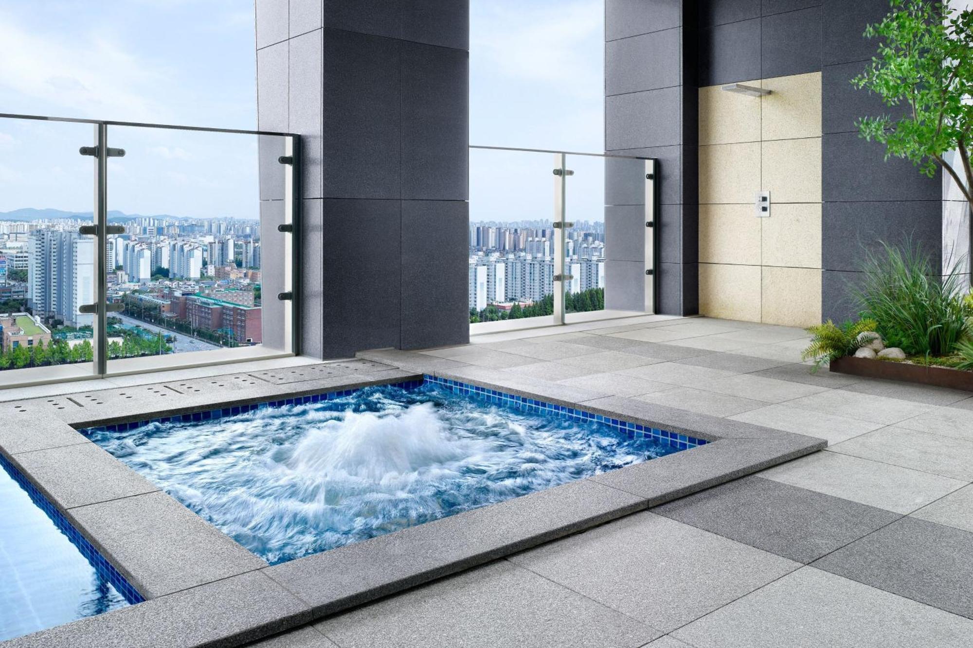 Four Points By Sheraton ซูวอน ภายนอก รูปภาพ